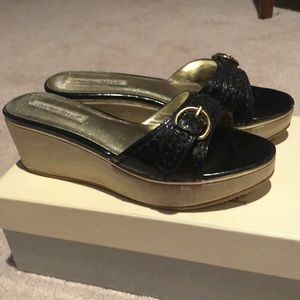 Charles David black patent women’s size 7.5